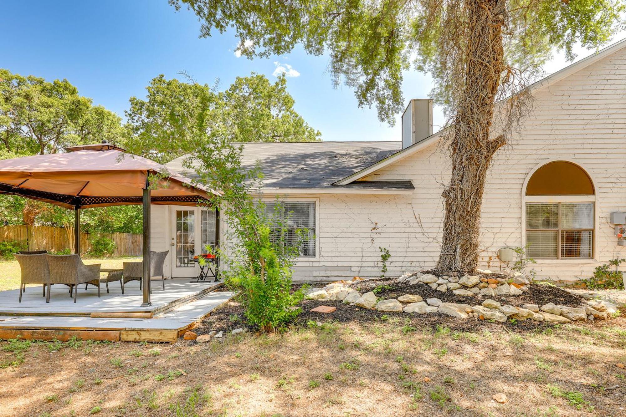 Spacious San Antonio Home Google Fiber, Game Room Eksteriør bilde